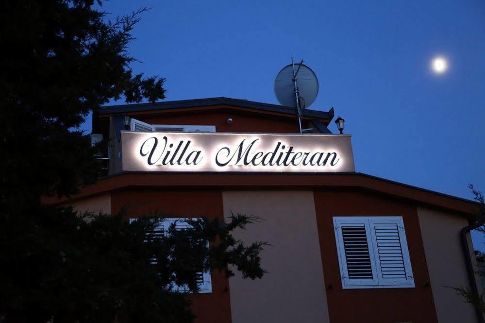 Villa Mediteran Okrug Gornji Exterior photo