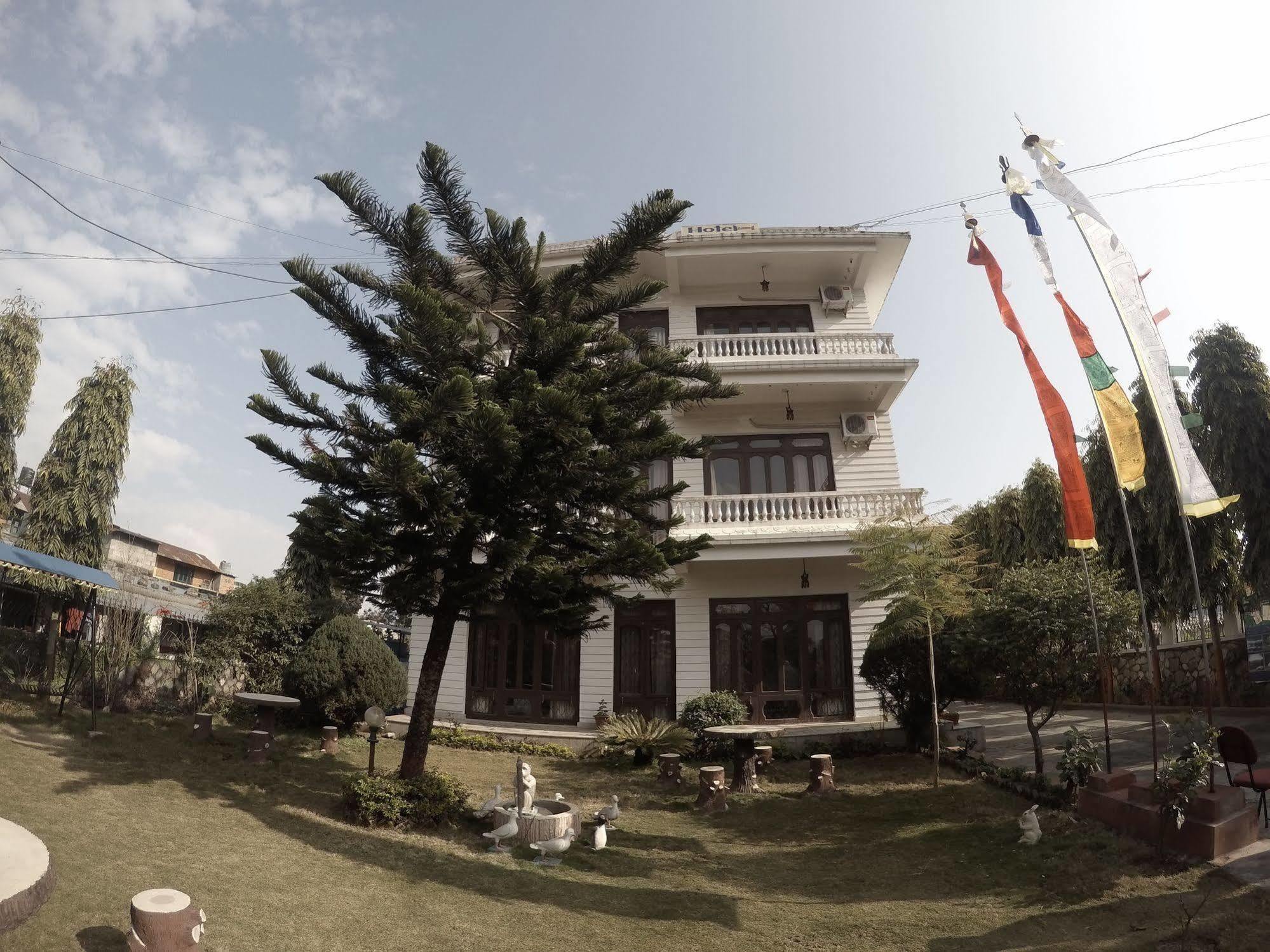 Hotel Dream Pokhara Exterior photo