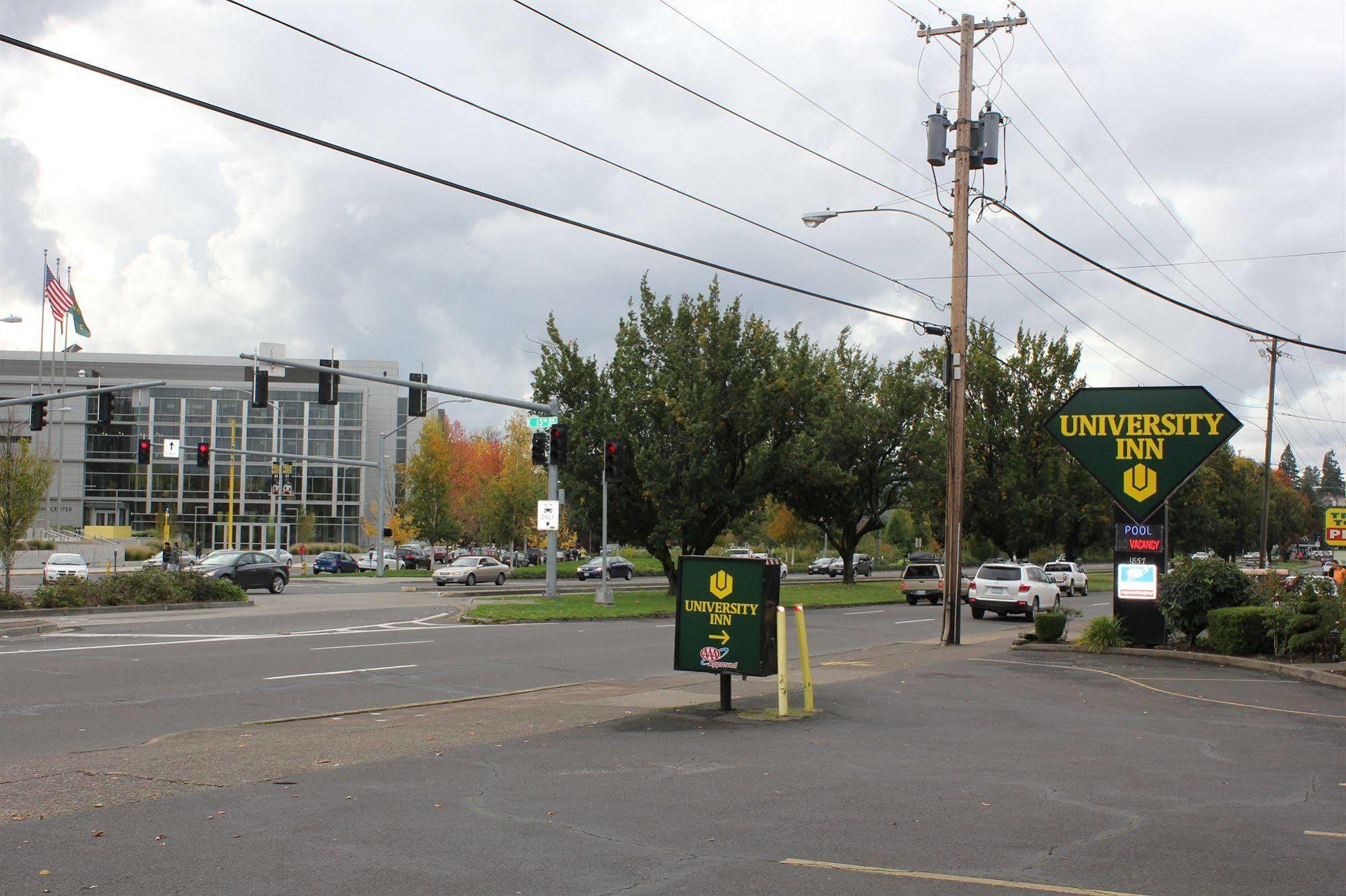 University Inn And Suites Eugene Exterior photo