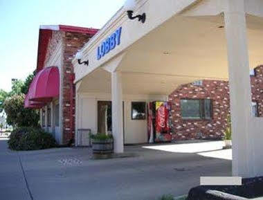 Knights Inn & Suites South Sioux City Exterior photo