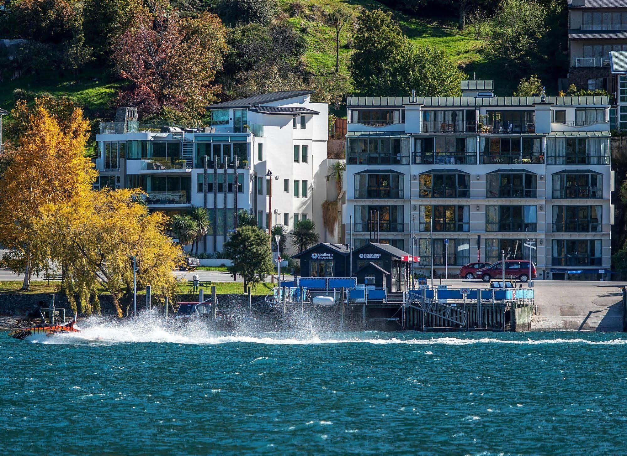 The Waterfront Aparthotel Queenstown Exterior photo