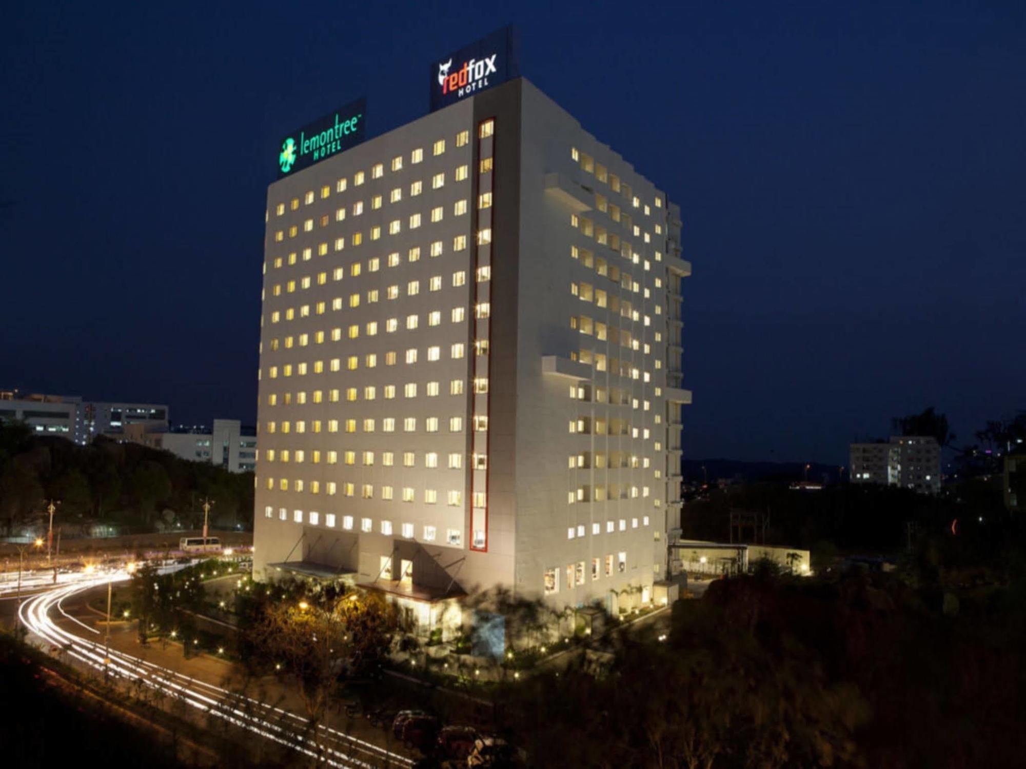 Red Fox Hotel, Hitech City, Hyderabad Exterior photo