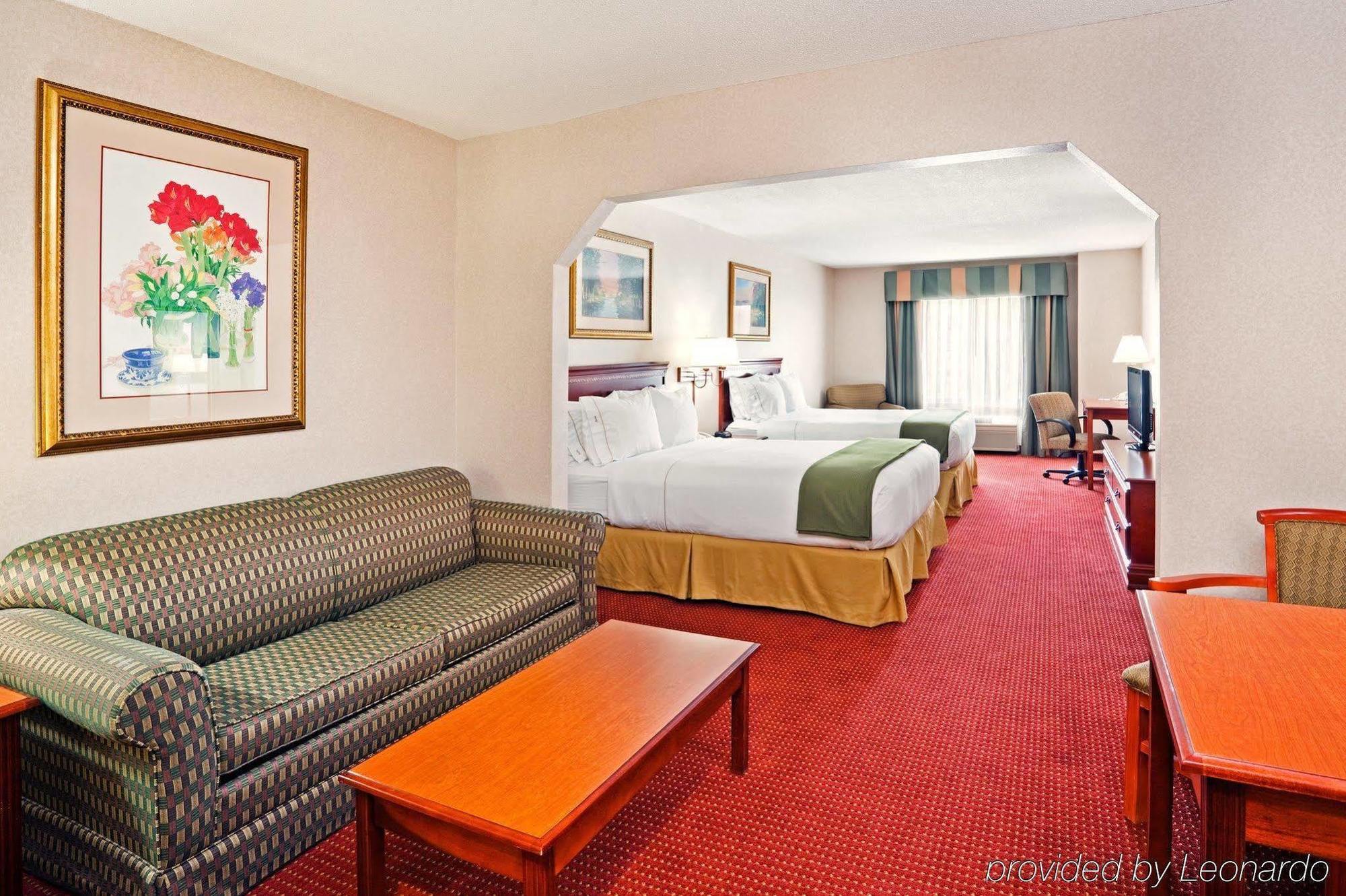 Holiday Inn Express & Suites Murphy, An Ihg Hotel Room photo