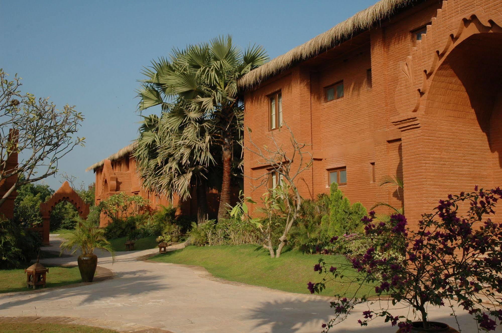 Myanmar Treasure Resorts Bagan Exterior photo