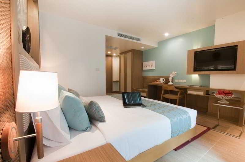 Ashlee Plaza Patong Hotel & Spa Room photo