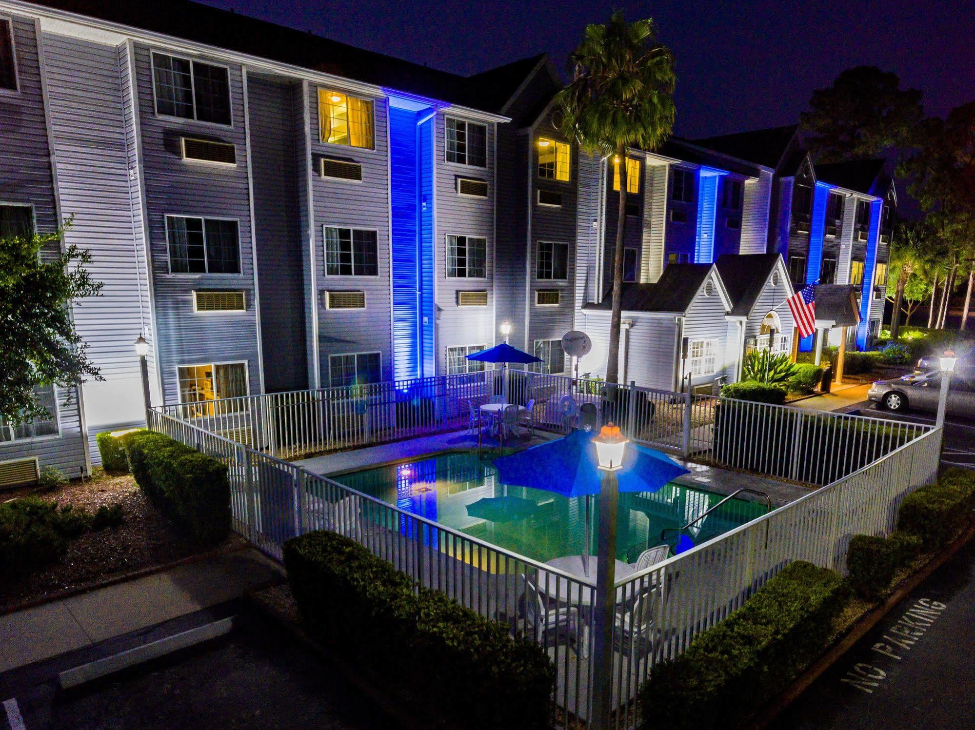 Microtel Inn & Suites By Wyndham Palm Coast I-95 Exterior photo