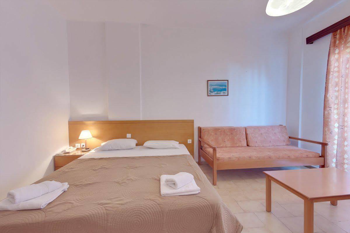 Marirena Hotel Amoudara  Room photo