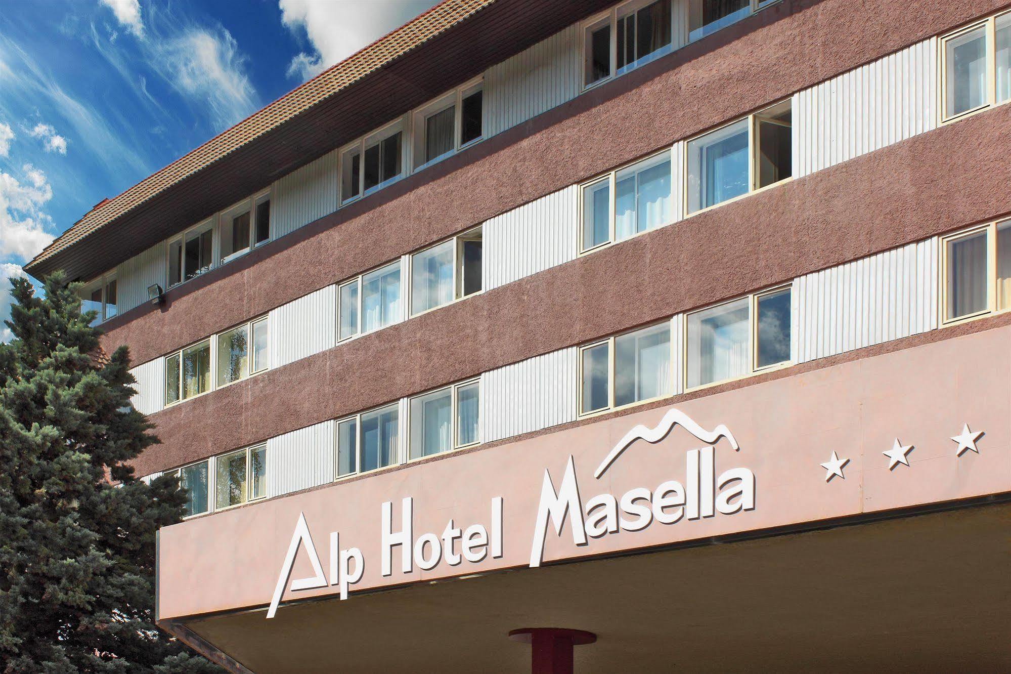 Alp Hotel Masella Exterior photo