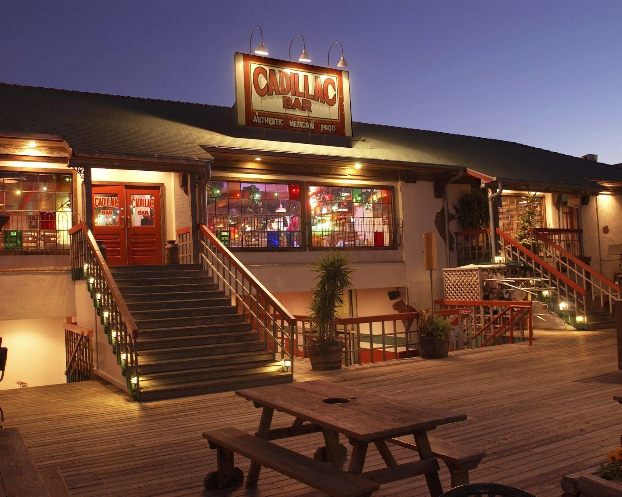 Boardwalk Inn Kemah Exterior photo