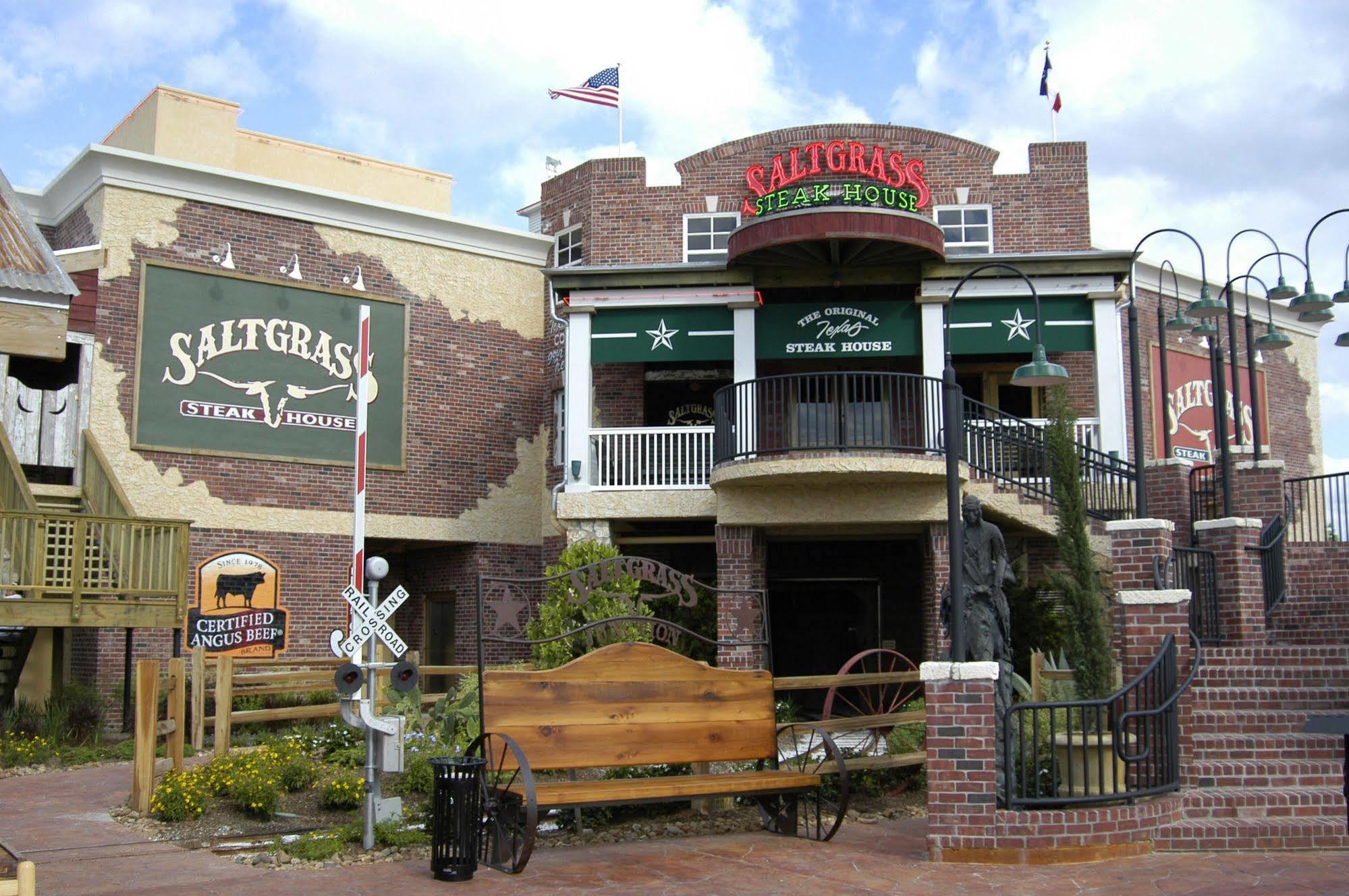 Boardwalk Inn Kemah Exterior photo