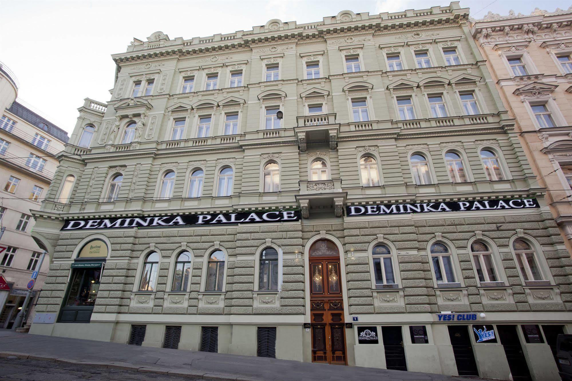 Deminka Palace Prague Exterior photo