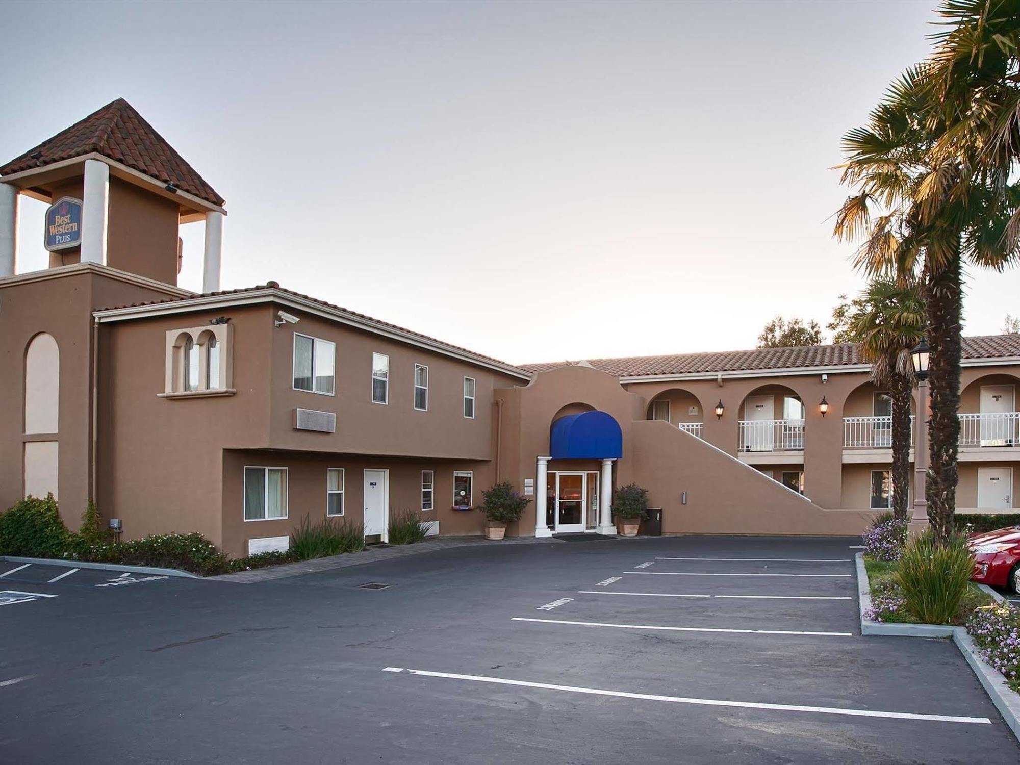 Best Western Plus Executive Suites Redwood City Exterior photo