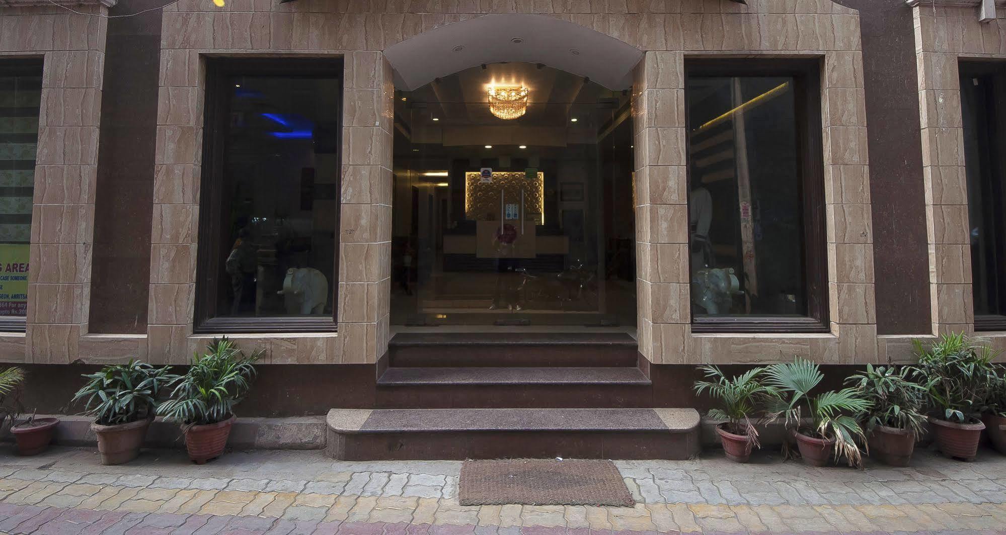 Hotel Prems Paradise Amritsar Exterior photo