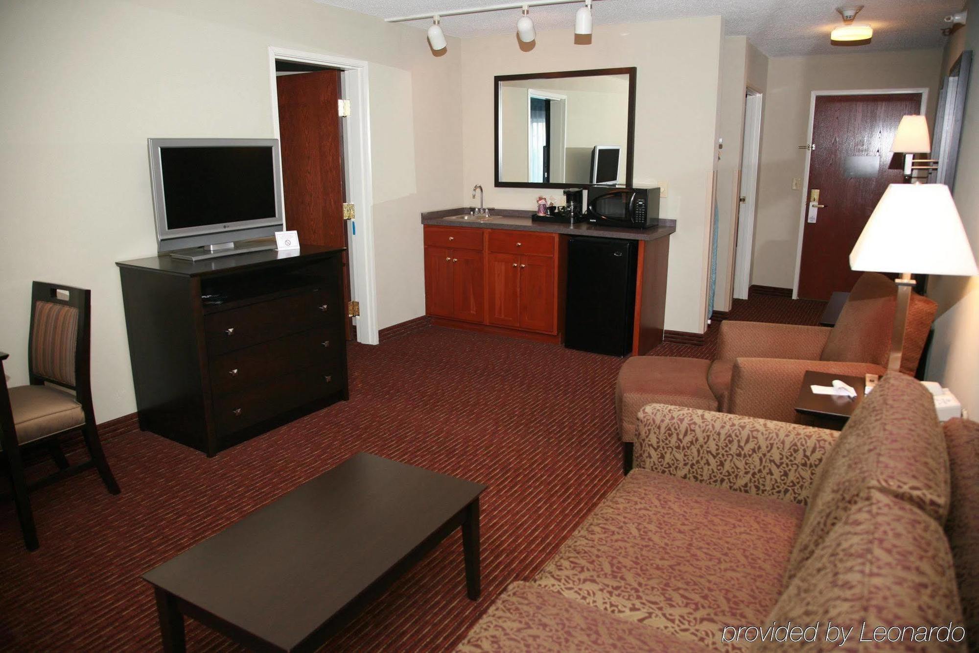 Holiday Inn Express Fort Wayne - East - New Haven, An Ihg Hotel Room photo