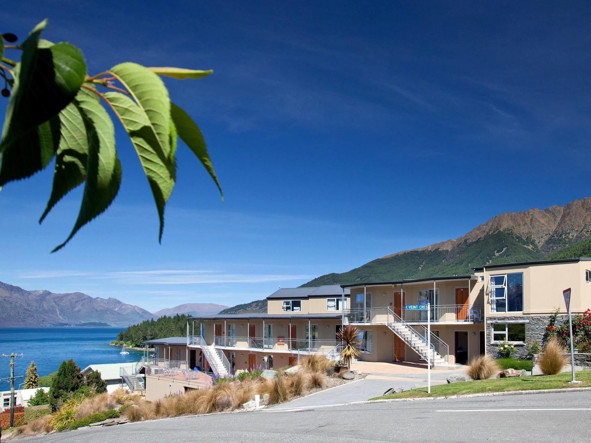 Alexis Motel & Apartments Queenstown Exterior photo