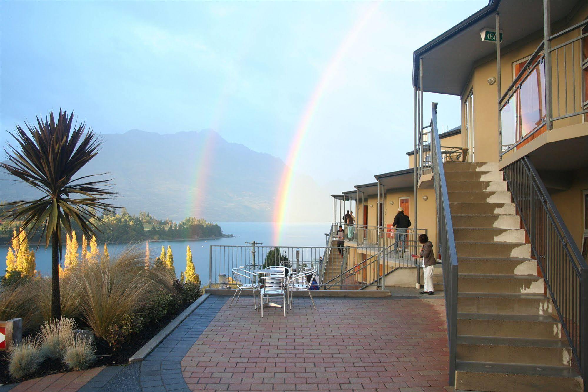 Alexis Motel & Apartments Queenstown Exterior photo