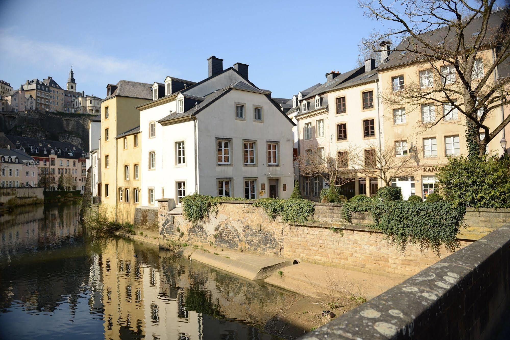 Christophe Colomb Luxembourg Exterior photo