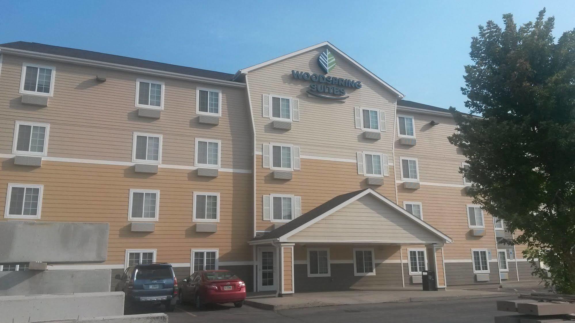 Woodspring Suites Sioux Falls Exterior photo