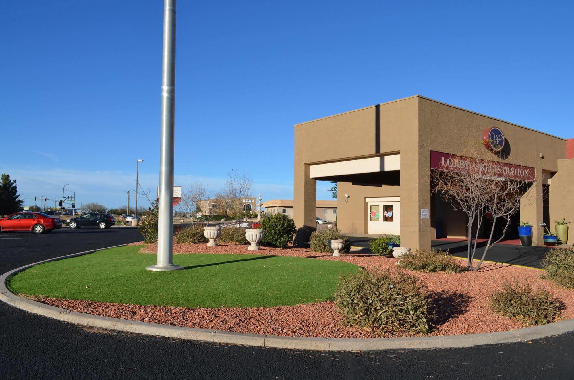 Windemere Hotel & Conference Center Sierra Vista Exterior photo