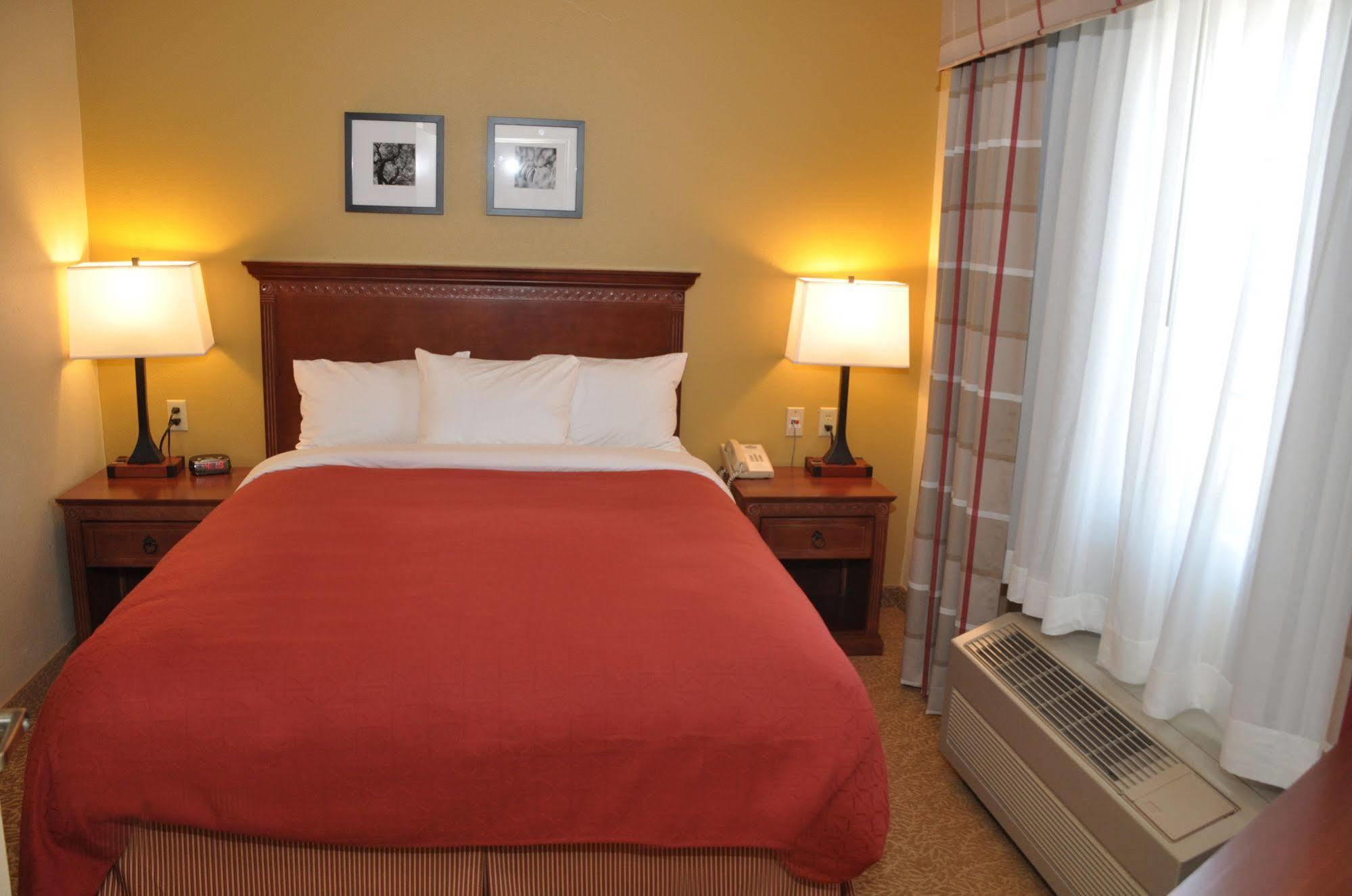 Country Inn & Suites By Radisson, Dakota Dunes, Sd Room photo