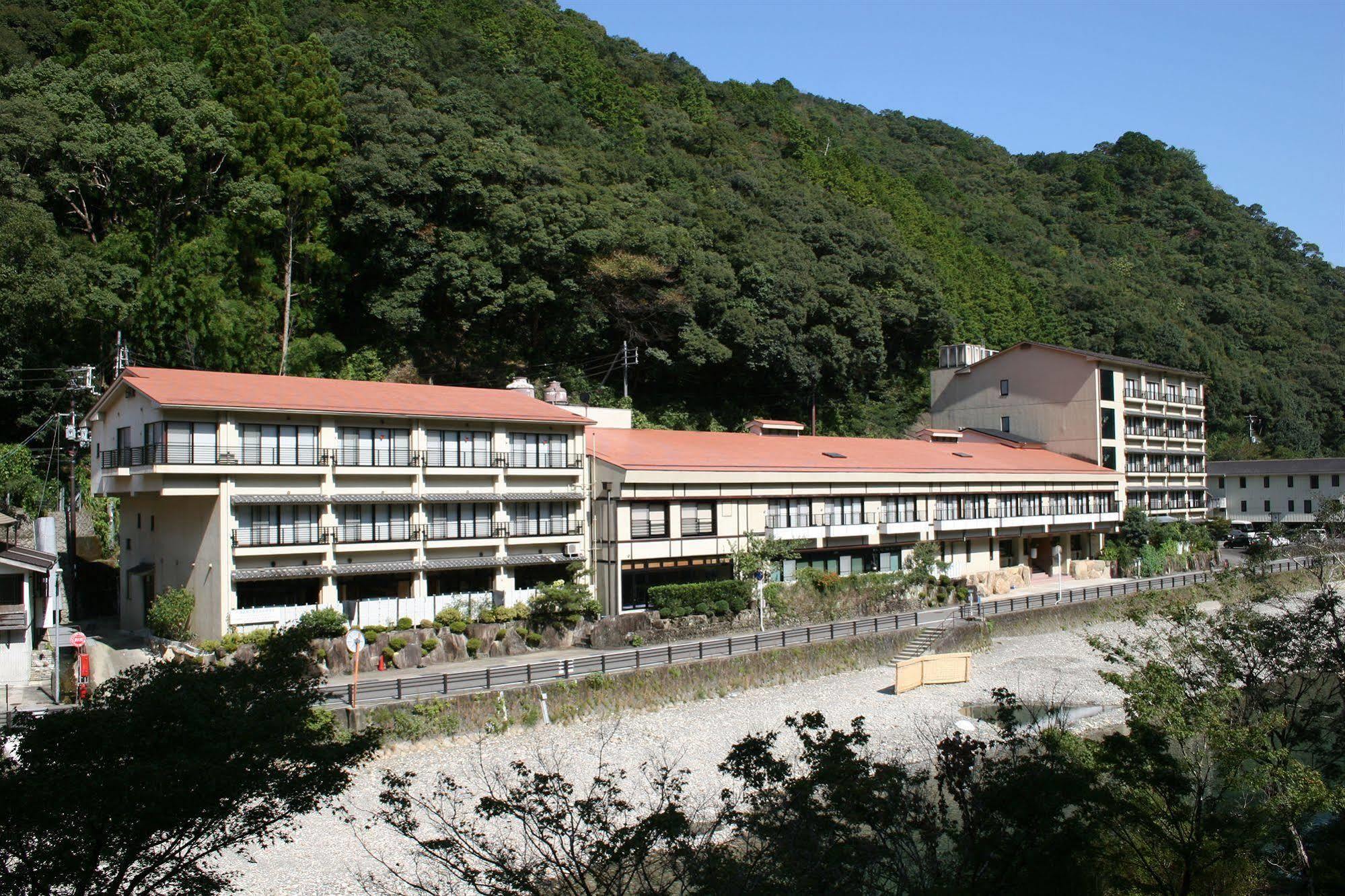 Kawayu Onsen Fujiya Hotel Hongu Exterior photo