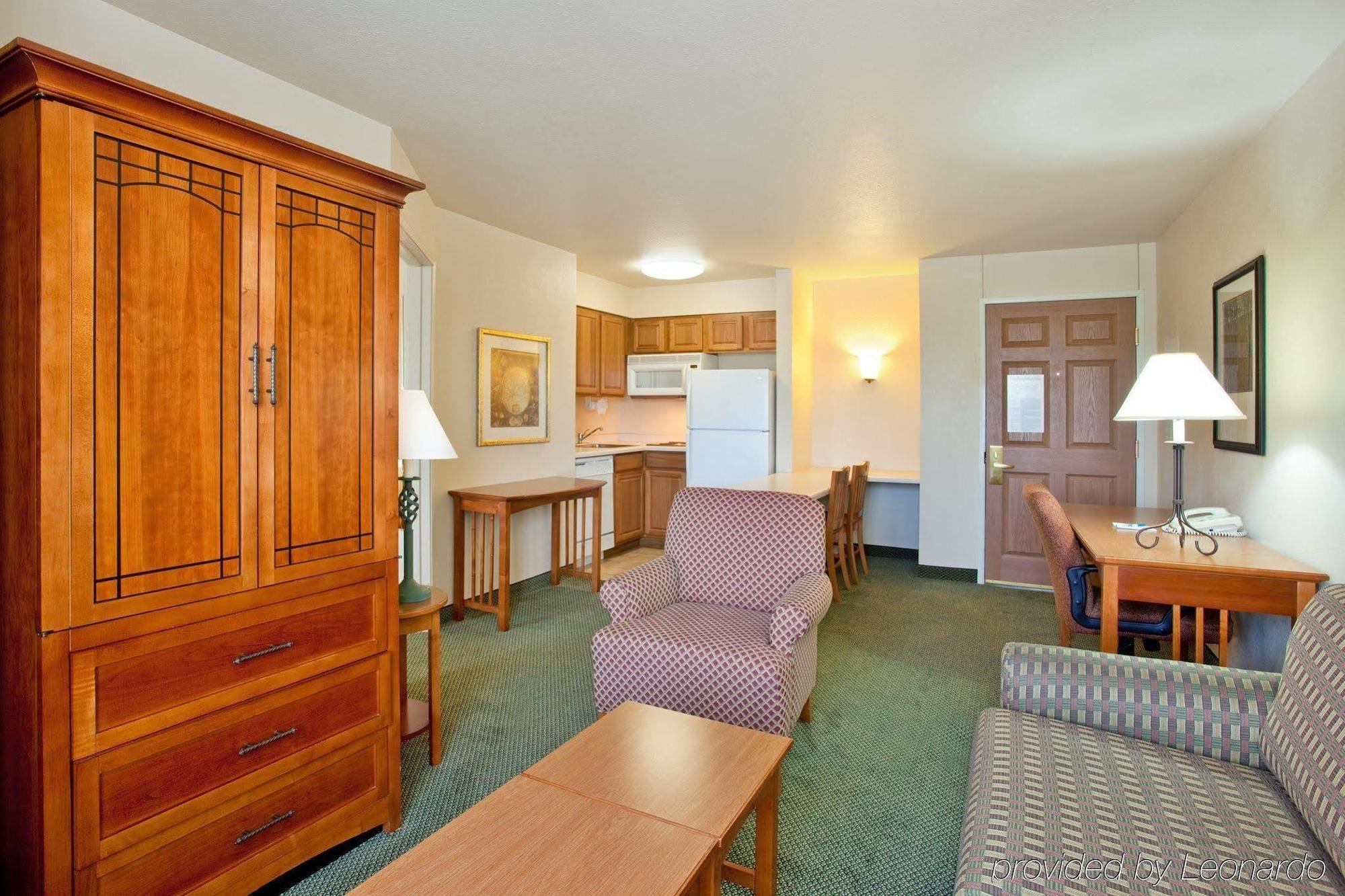 Staybridge Suites Lincolnshire, An Ihg Hotel Room photo