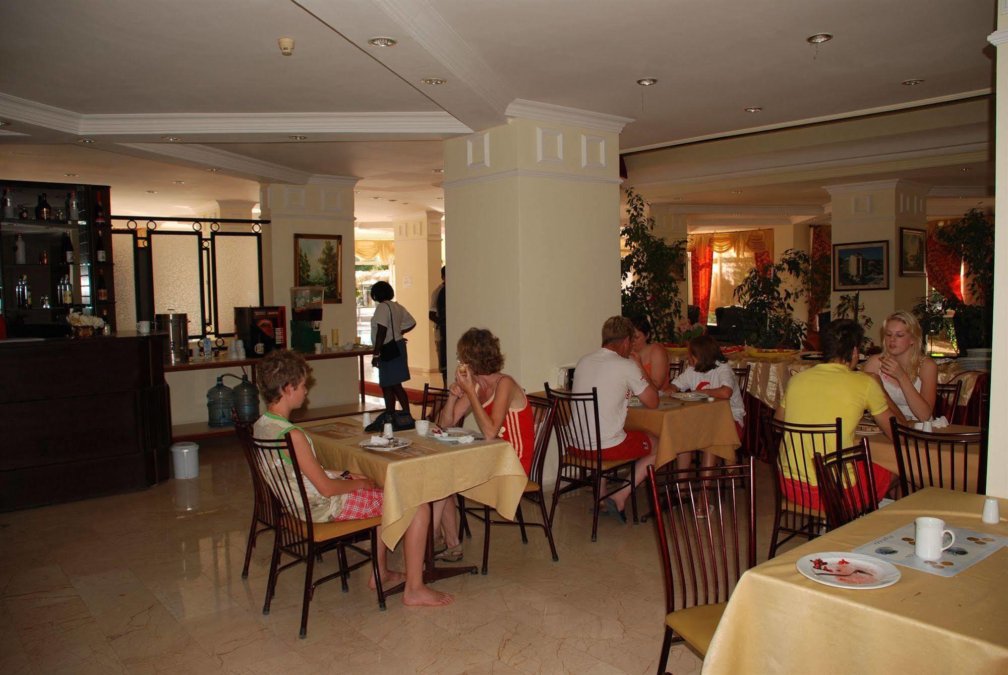 Club Dorado Hotel Marmaris Exterior photo