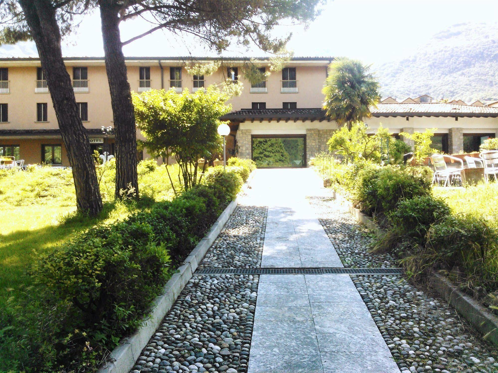 Bredina Villa Sale Marasino Exterior photo