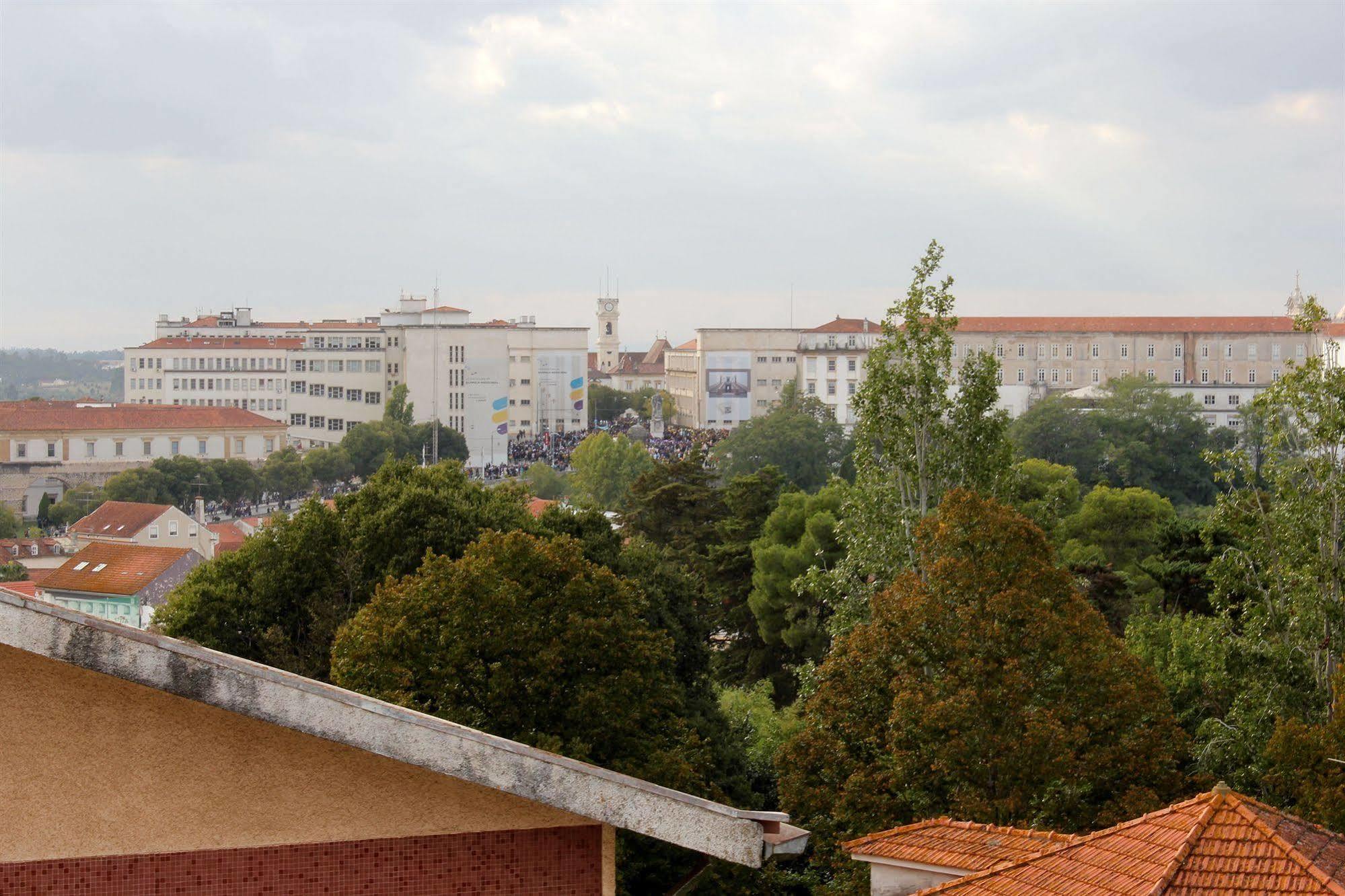 Dream On Coimbra Hostel Exterior photo