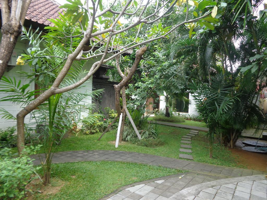 Arca Bungalow Hotel Bali Room photo