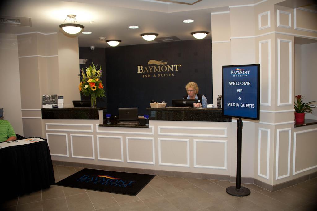 Baymont By Wyndham Erie Hotel Exterior photo