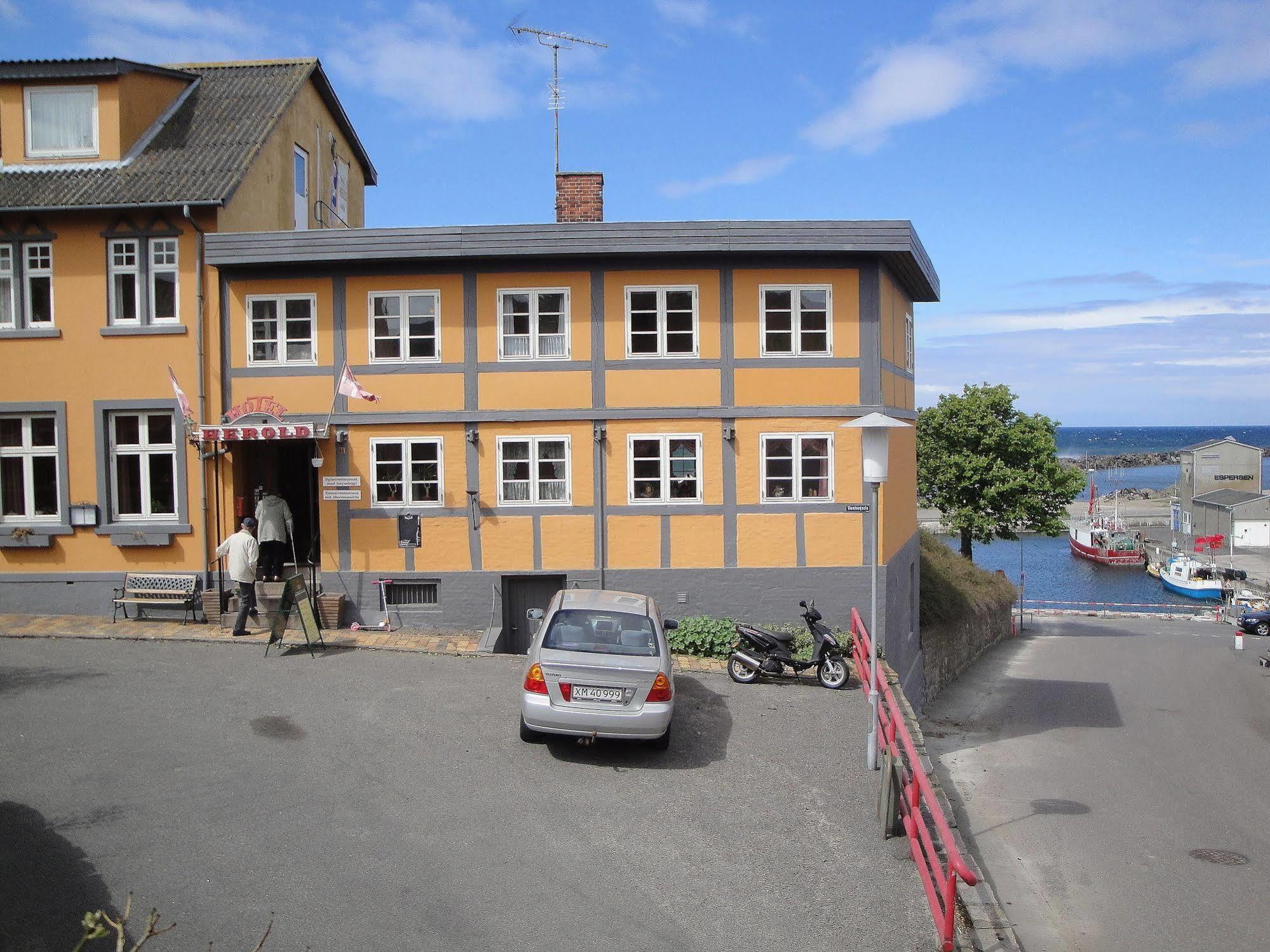 Hotel Kysten Hasle Exterior photo