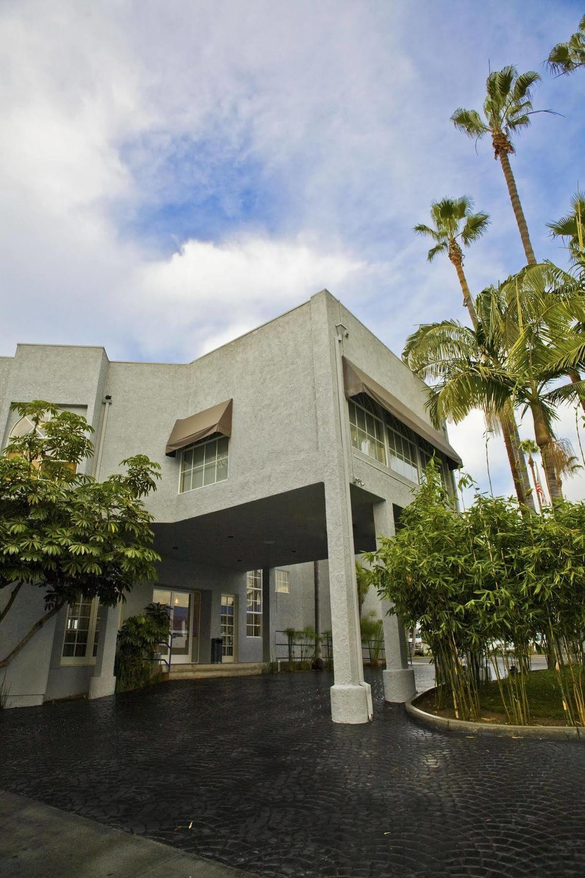 Hotel Current Long Beach Exterior photo