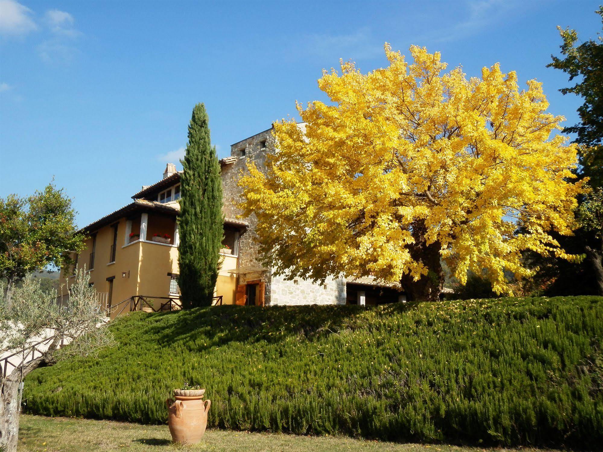 Le Vignole Hotel Assisi Exterior photo