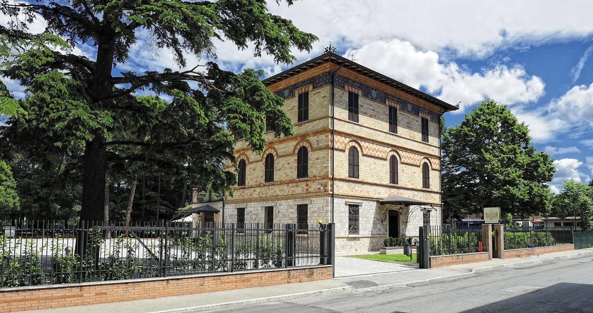 Villa Raffaello Park Hotel Assisi Exterior photo