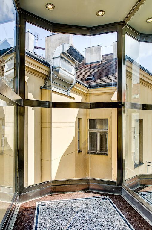 Art House Apartments By Adrez Prague Exterior photo