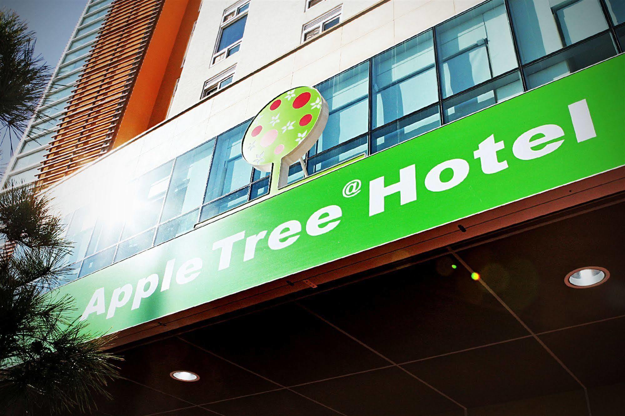 Gunsan Apple Tree Hotel Exterior photo