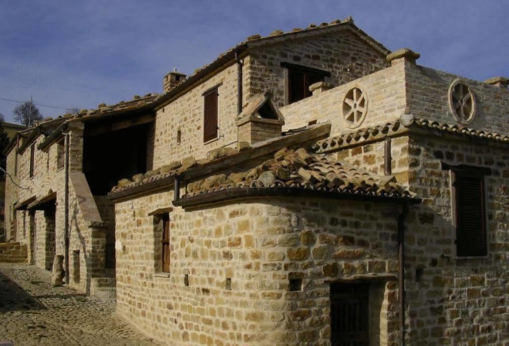 Azienda Agrituristica Colle San Giorgio Castiglione Messer Raimondo Exterior photo