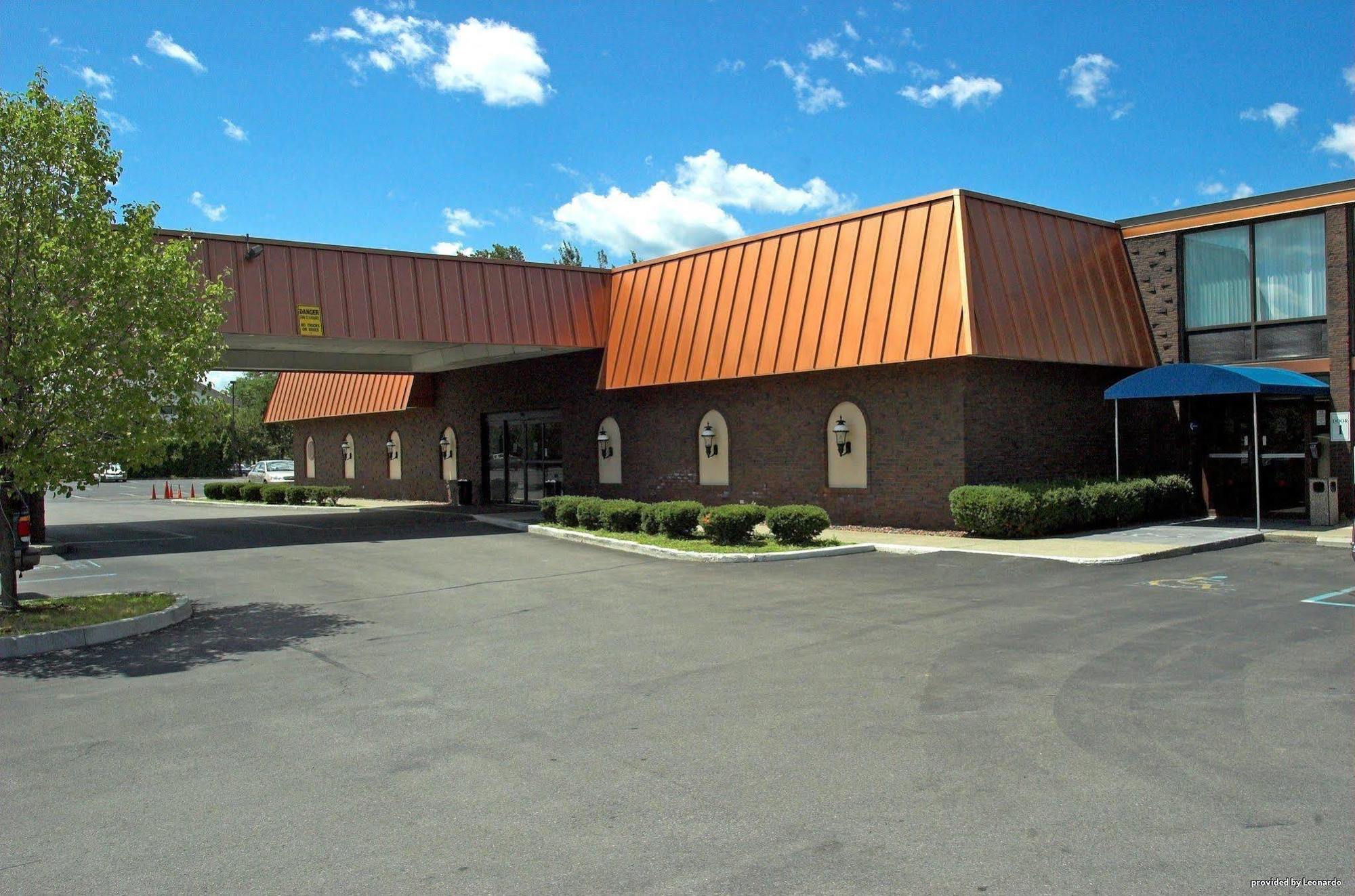 Albany Airport Inn Exterior photo