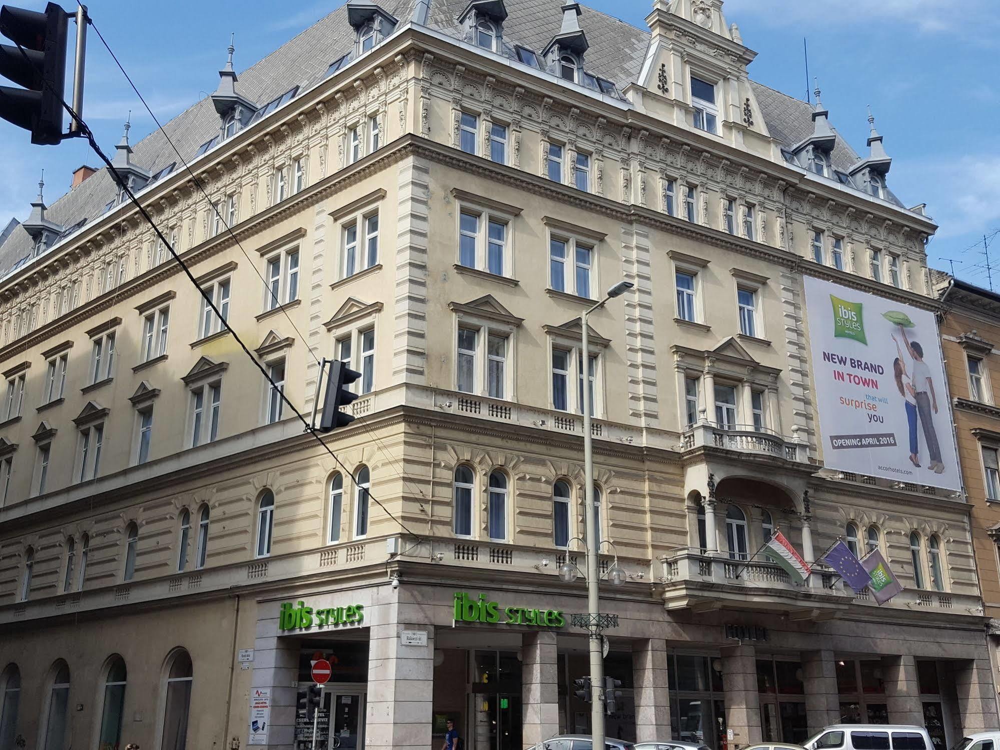 Ibis Styles Budapest Center Exterior photo