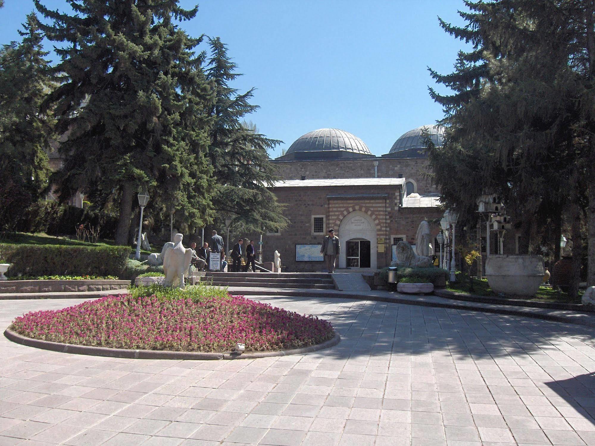 Hotel Mithat Ankara Exterior photo