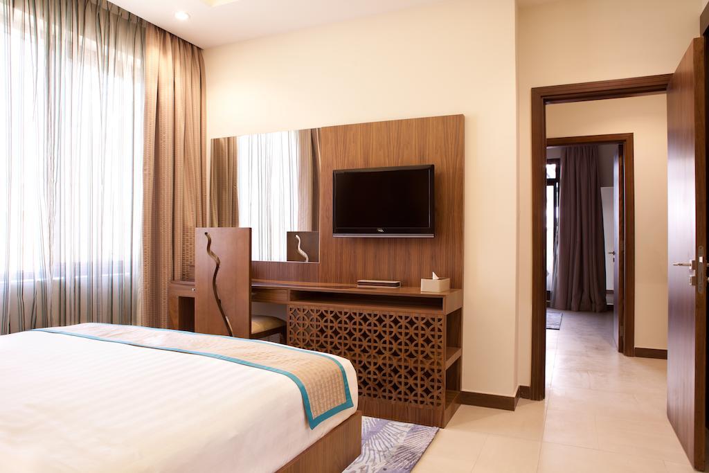 Noon Hotel Apartments Dubai Room photo