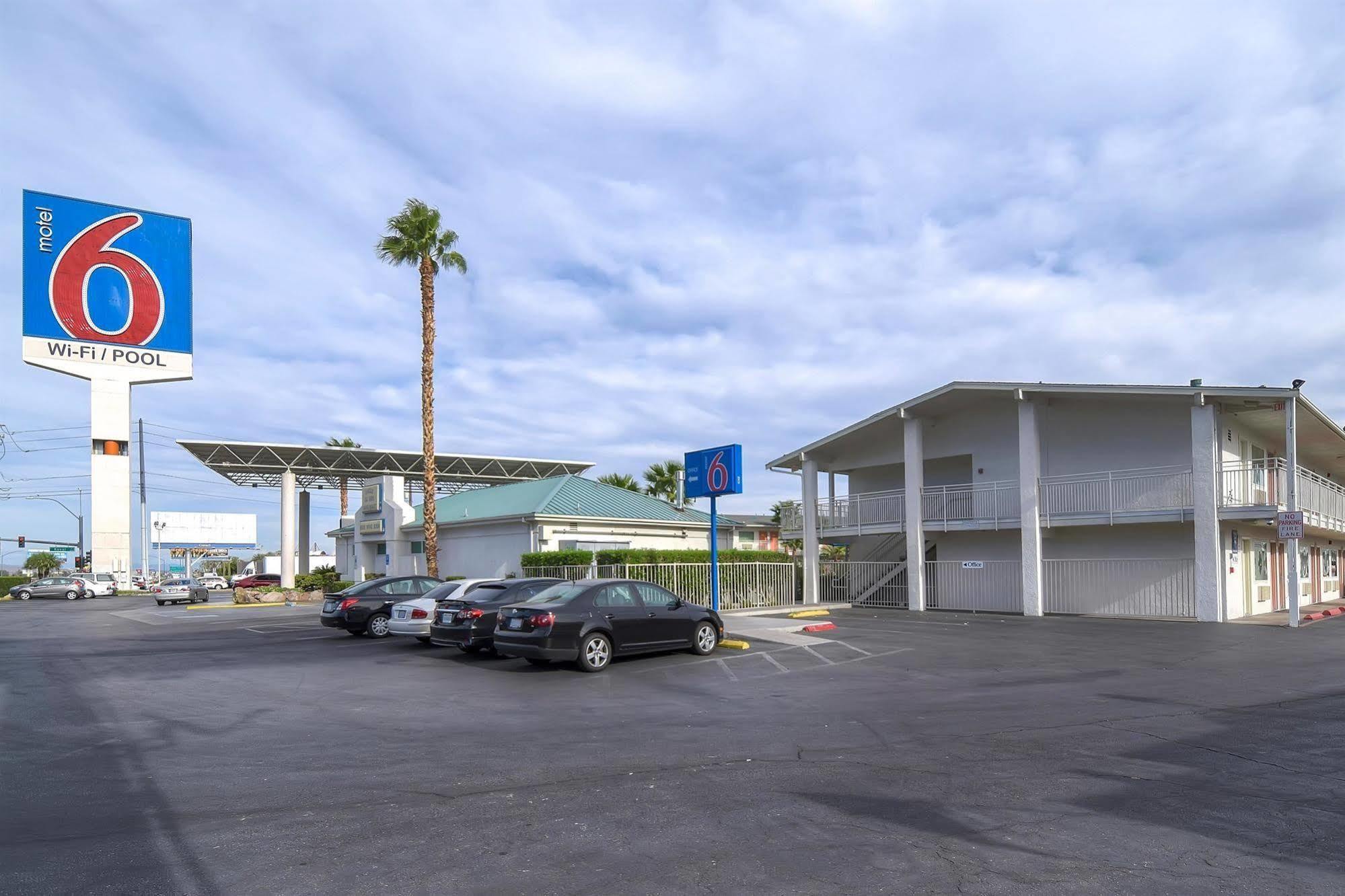 Motel 6-Las Vegas, Nv - Tropicana Exterior photo