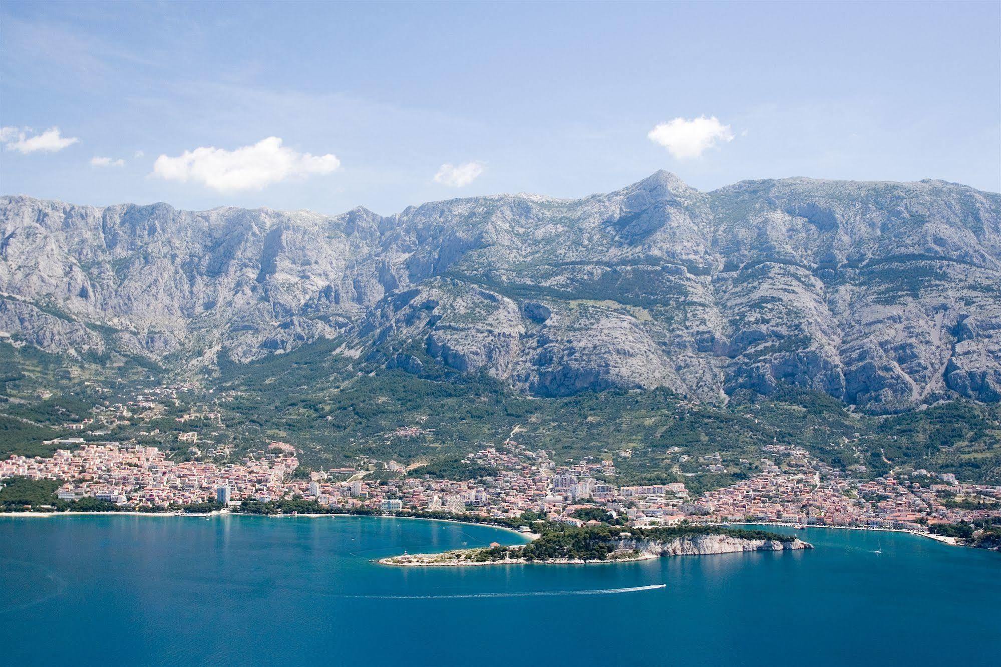 Hotel Park Makarska Exterior photo