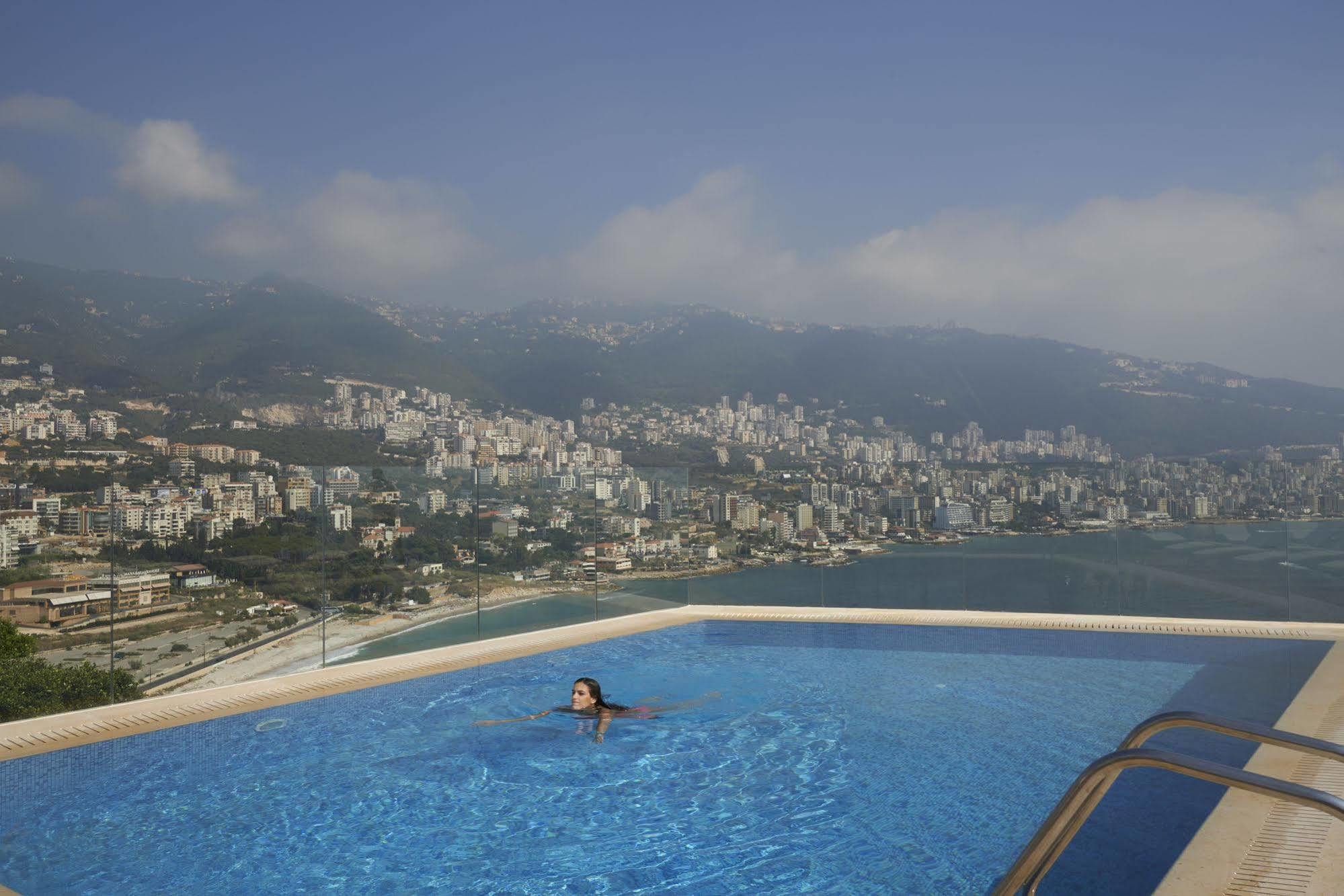 Monte Cassino Hotel Jounieh Exterior photo