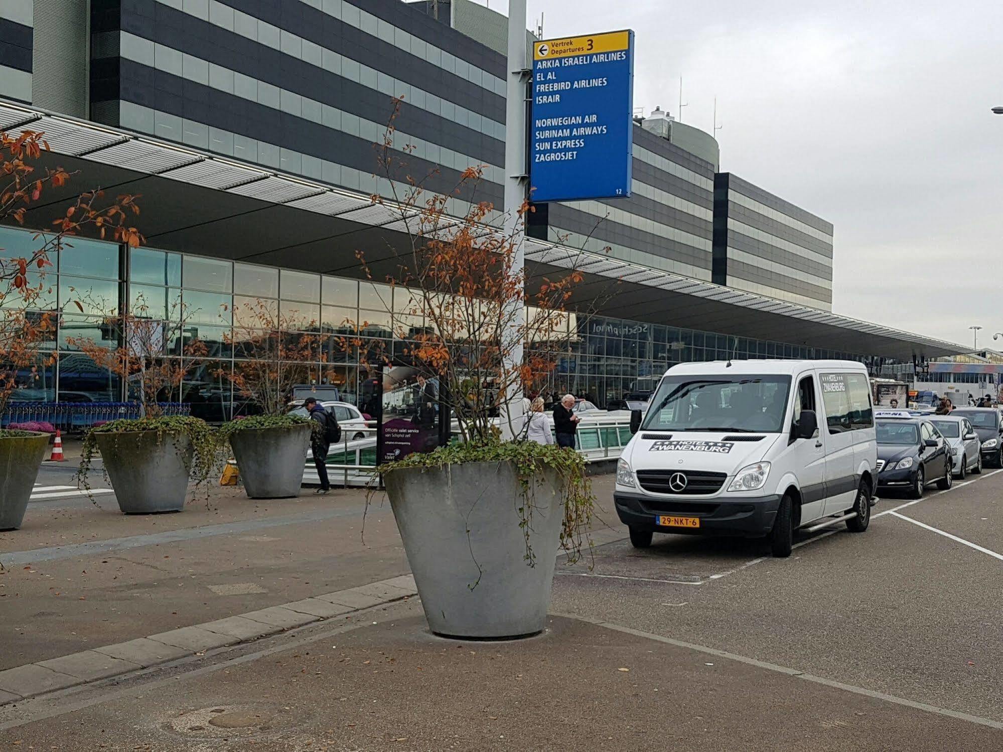 Hotel Zwanenburg Amsterdam Airport Exterior photo