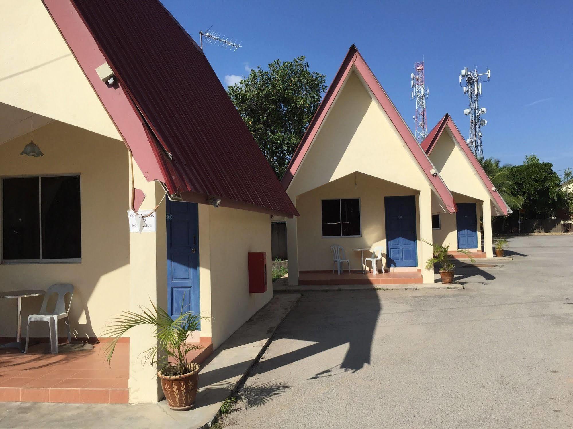 Adina Drive In Motel Langkawi Exterior photo