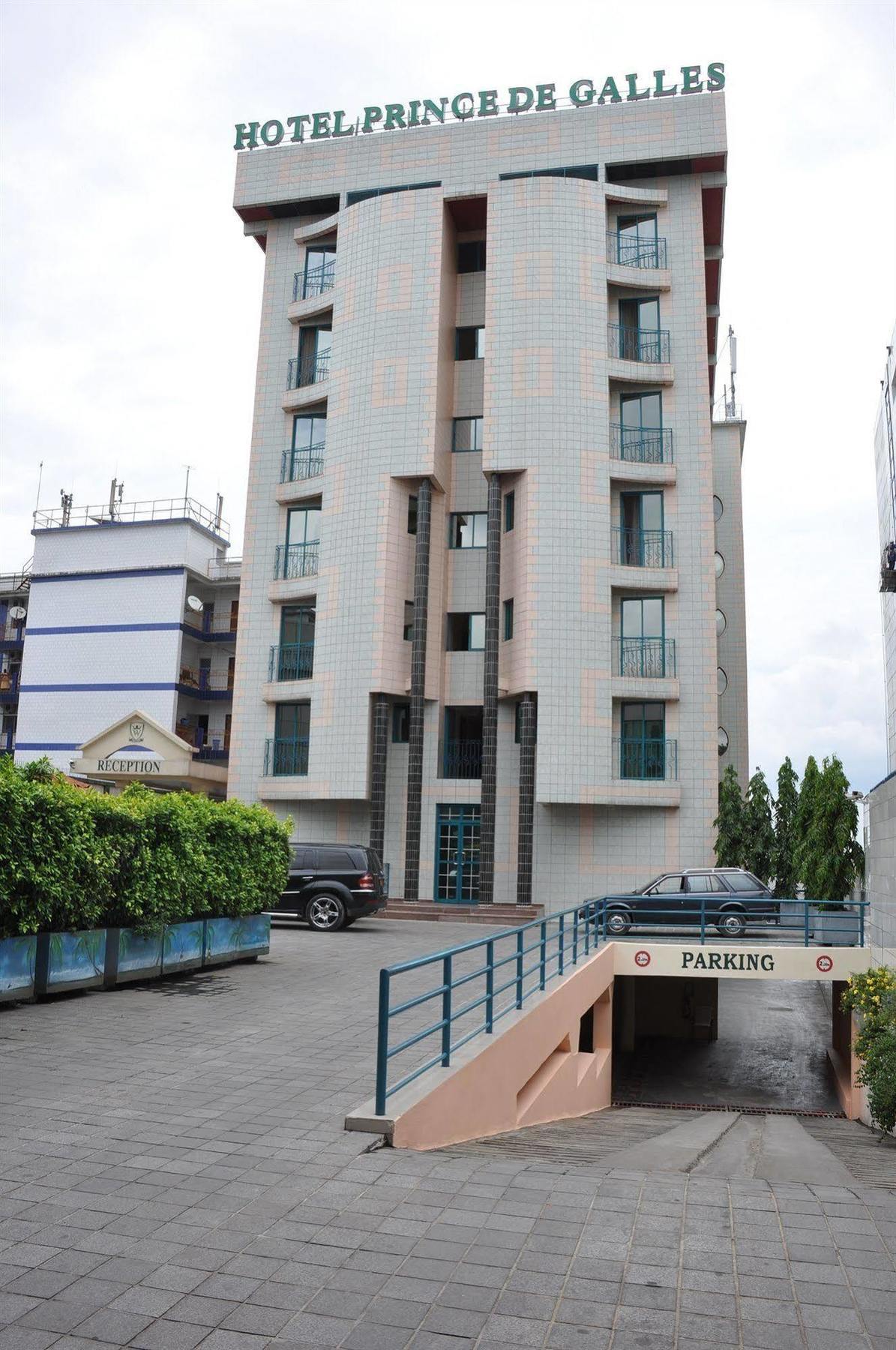 Hotel Prince De Galles Douala Exterior photo