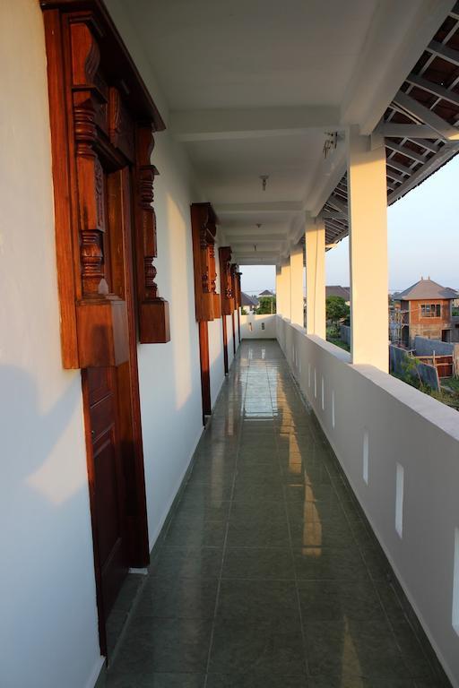 Surf Stay Berawa Bali Exterior photo