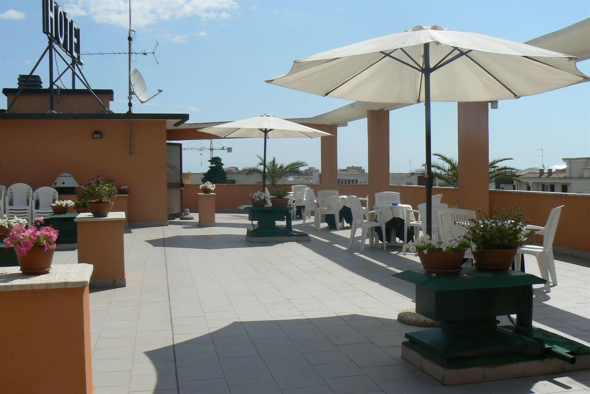 Hotel Solarium Civitanova Marche Exterior photo